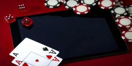 Offer Image for Η κυβέρνηση βάζει ΣΤΟΠ στον τζόγο των ανηλίκων